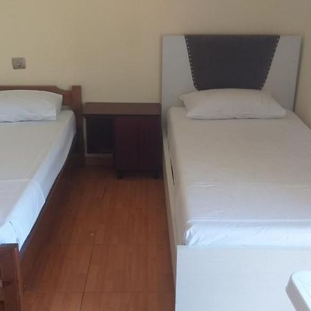 Holidays In Saranda מראה חיצוני תמונה